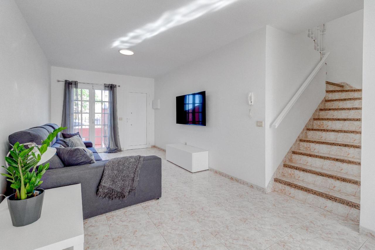 Bonita Casa Nina Con Jacuzzi By Paramount Holidays ปลายา เด ซานฮวน ภายนอก รูปภาพ