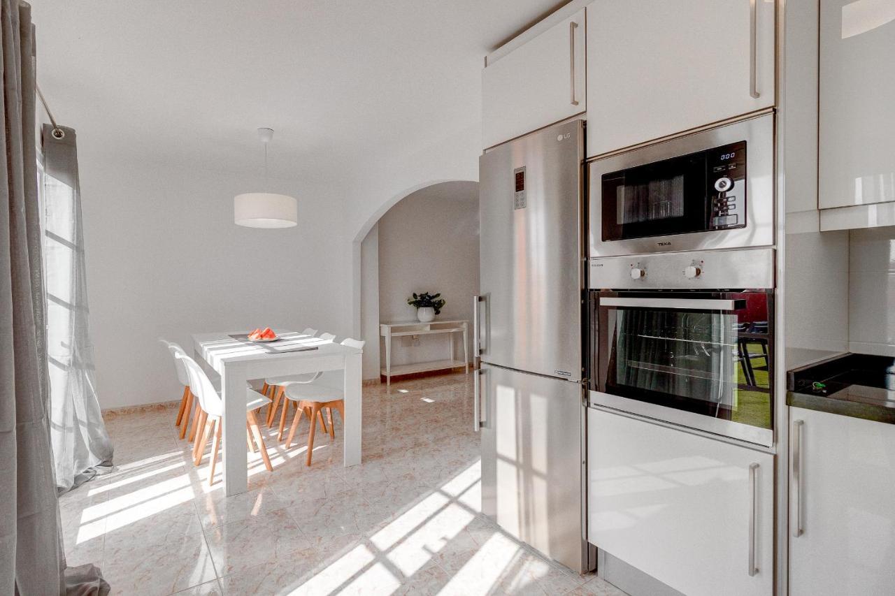 Bonita Casa Nina Con Jacuzzi By Paramount Holidays ปลายา เด ซานฮวน ภายนอก รูปภาพ