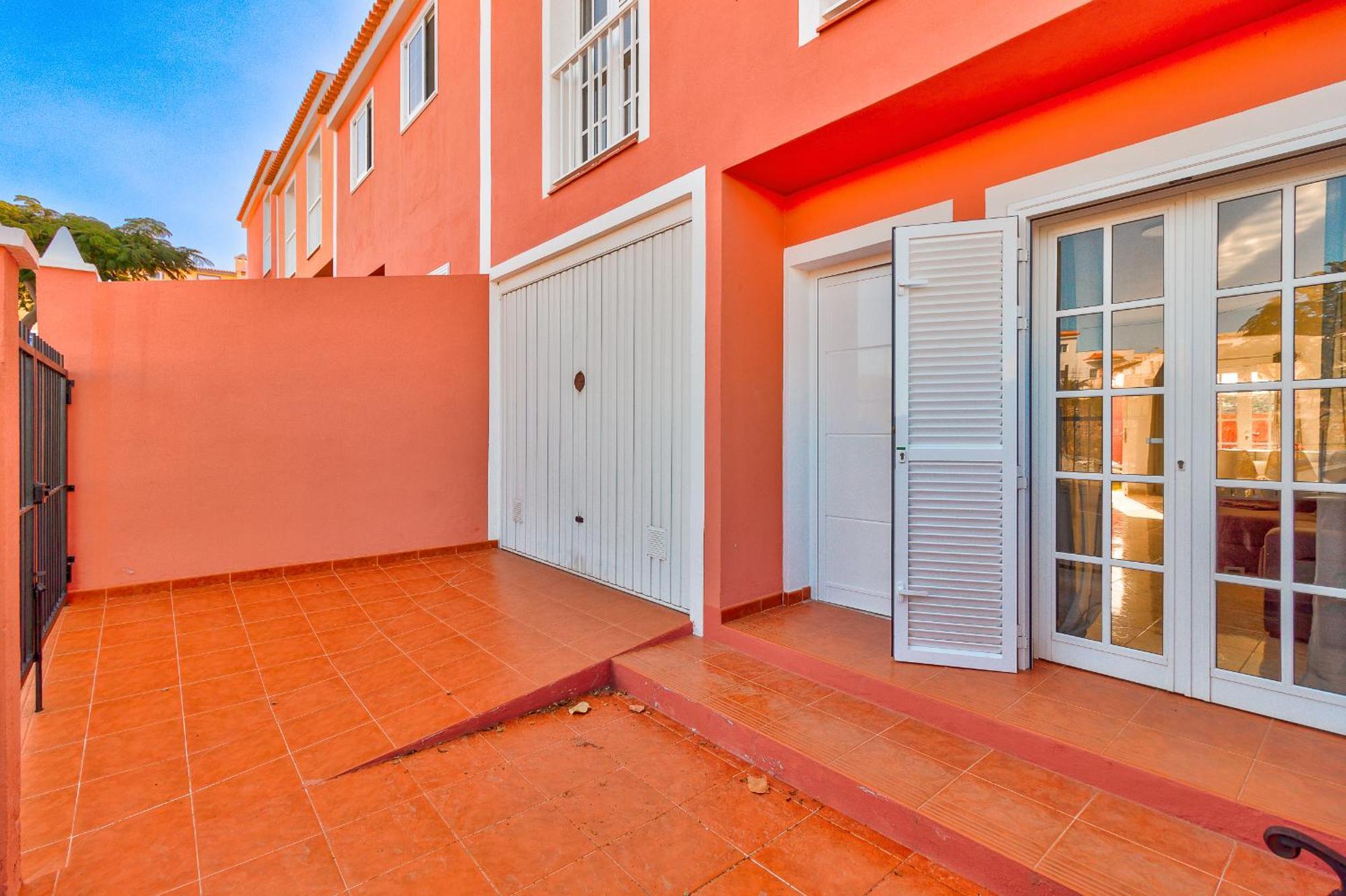 Bonita Casa Nina Con Jacuzzi By Paramount Holidays ปลายา เด ซานฮวน ภายนอก รูปภาพ